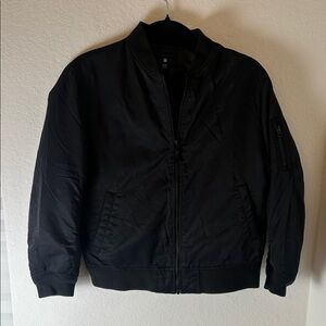 Uniqlo kids  Black Bomber Jacket size 11-12 yrs